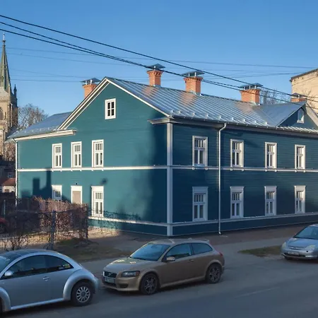 Stylish Authentic Lejlighed